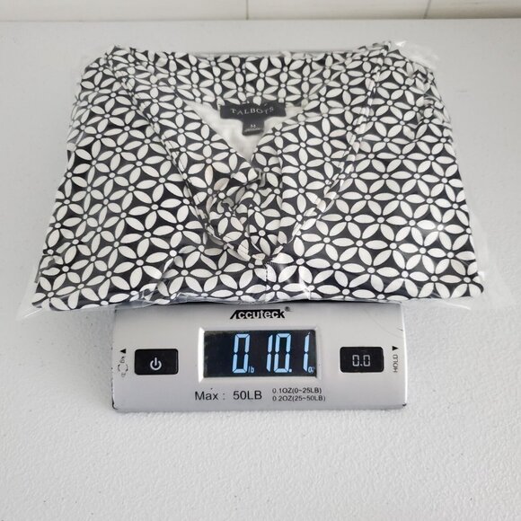 Talbots Womens Black White Floral V Neck Knit Blouse Size M 3/4 Sleeve Stretchy - Picture 7 of 8